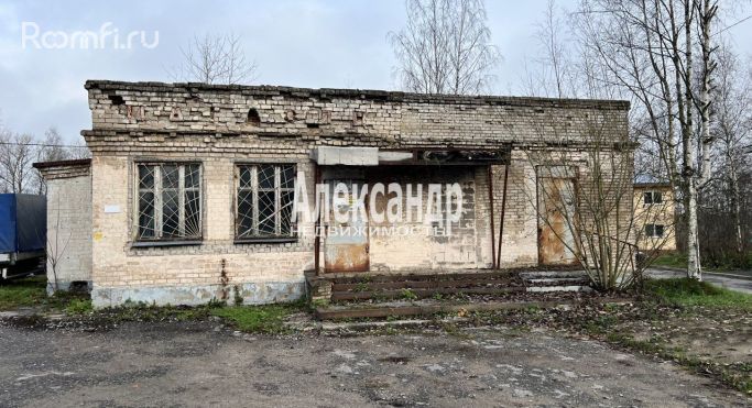 Продажа торгового помещения 251.7 м² - фото 2