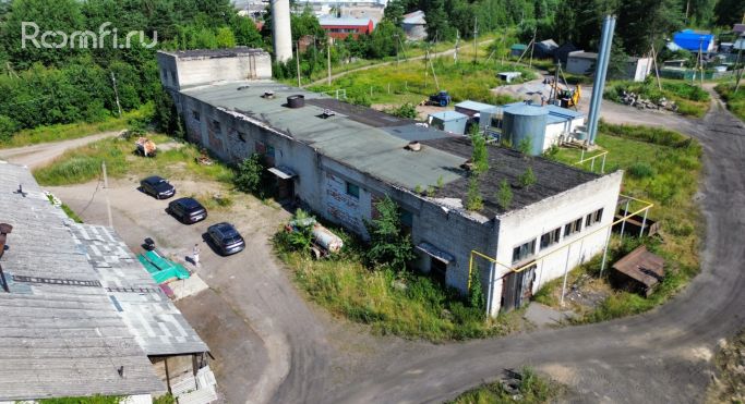 Продажа помещения свободного назначения 685.4 м², Школьная улица - фото 1