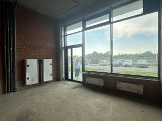 Аренда торгового помещения 180 м²