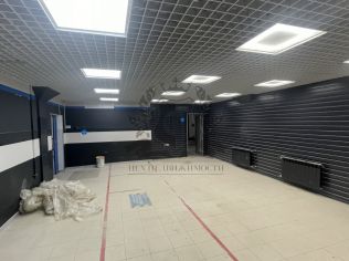 Аренда торгового помещения 567 м²