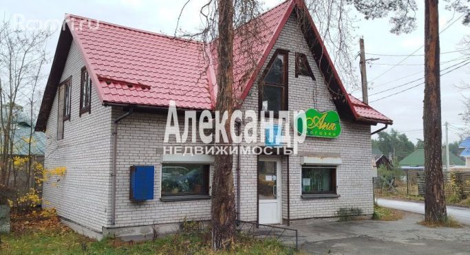 Продажа торгового помещения 61.1 м², Сосновая улица - фото 1