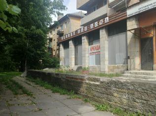 Продажа торгового помещения 149.9 м²