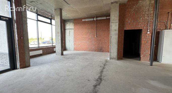 Аренда торгового помещения 105 м², проспект Строителей - фото 3
