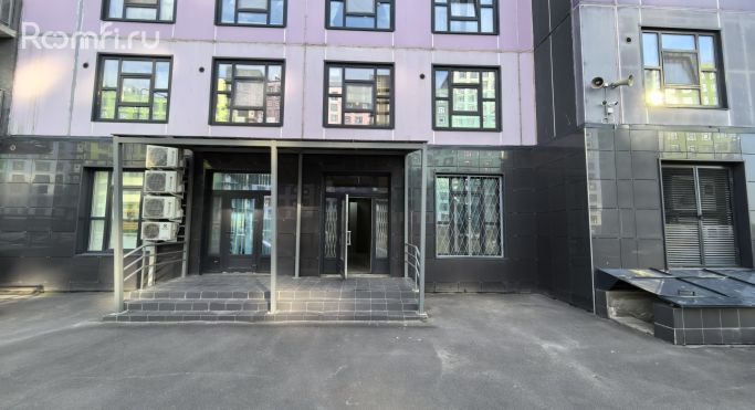 Аренда торгового помещения 52 м², улица Шоссе в Лаврики - фото 1