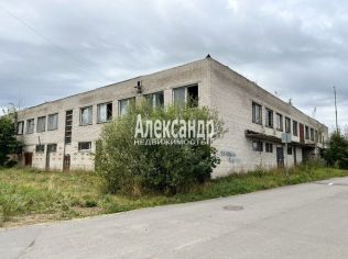 Продажа торгового помещения 2332 м²