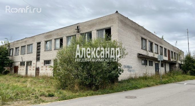 Продажа торгового помещения 2332 м², площадь Дружбы - фото 1