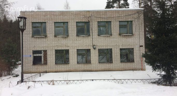 Продажа помещения свободного назначения 531.8 м², Островная улица - фото 2