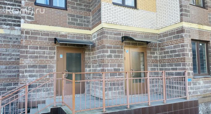 Продажа торгового помещения 43.1 м², Центральная улица - фото 1